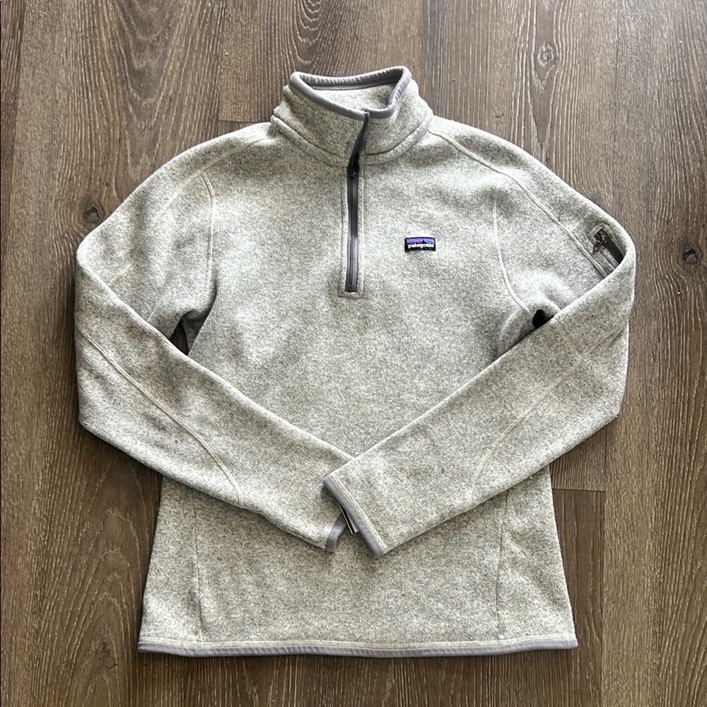 Patagonia Gray Quarter-Zip Pullover women’s medium